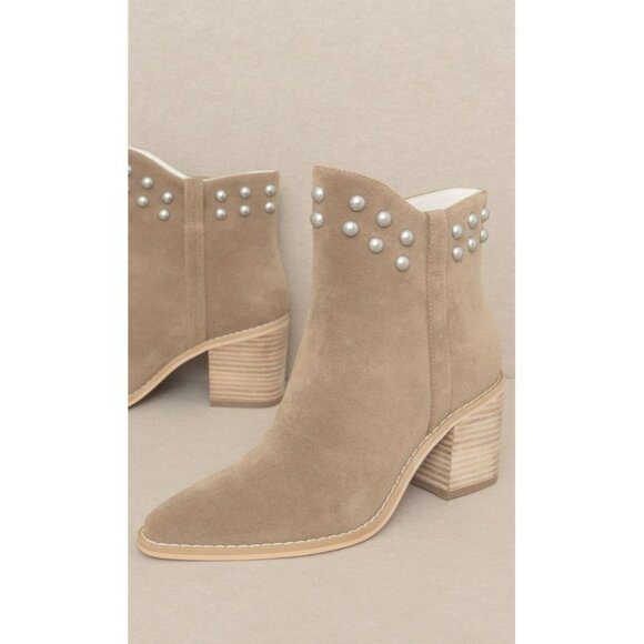 OASIS SOCIETY Alofi - Studded Collar Booties - Picture 1 of 16